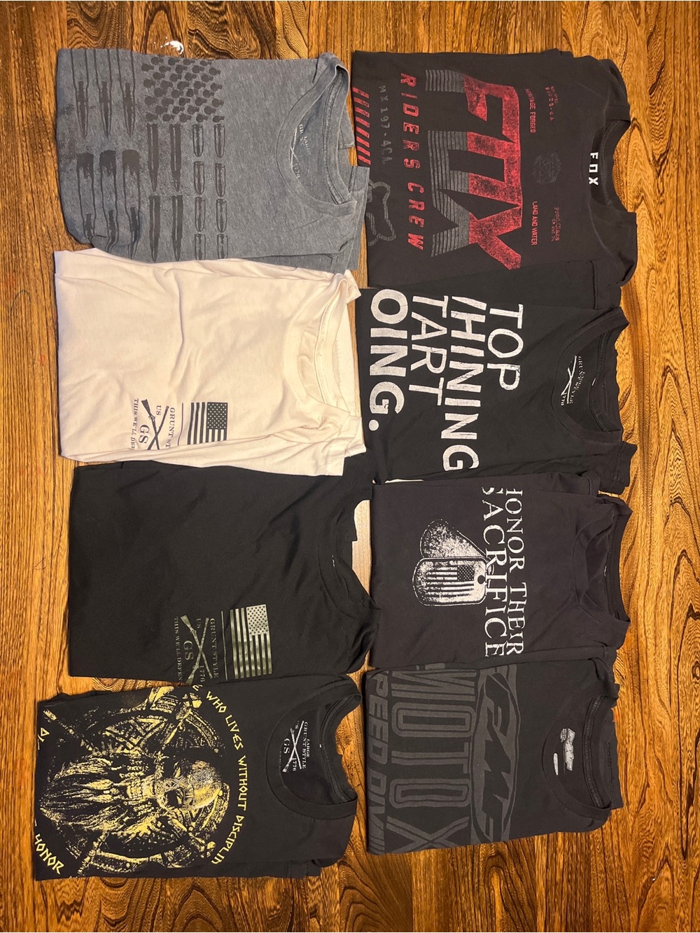 Men’s Grunt Style and Fox T Shirts Size Large Lot of 8